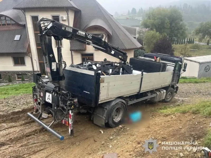 У Східниці вантажівка наїхала на пішохода: що відомо про трагедію