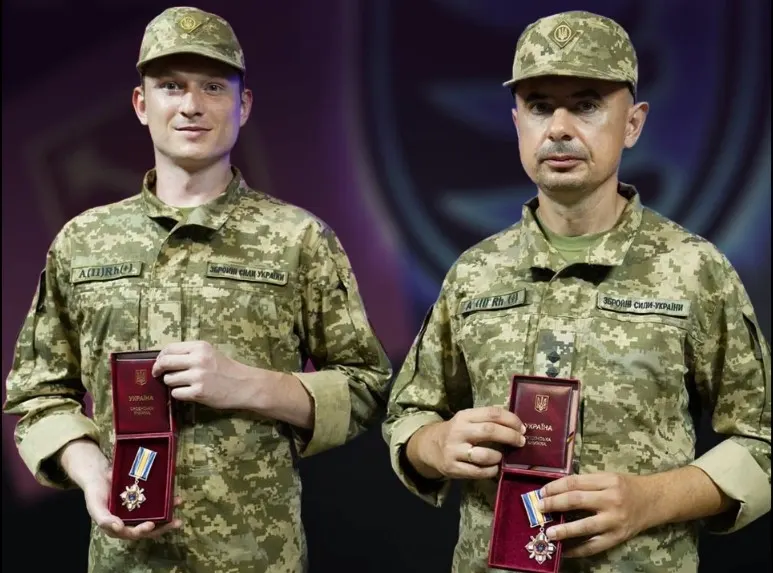 Бійці «Сталевої Сотки» отримали ордени та медалі за службу на сході
