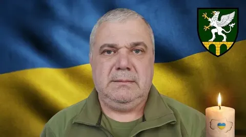 У Чернівцях попрощаються із загиблим воїном В’ячеславом Василиком