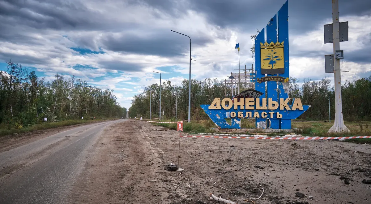 Удар по ринку Слов'янська: четверо поранених, серед них три жінки