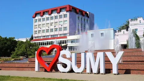 Удар по Сумах: авіабомби влучили в приватний сектор, є загибла
