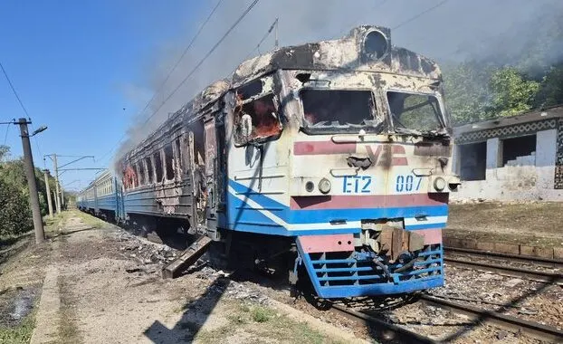 Удар по електричці на Харківщині: що відомо про наслідки атаки