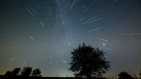 Вересневе небо: коли спостерігати рідкісне зближення Місяця і Марса