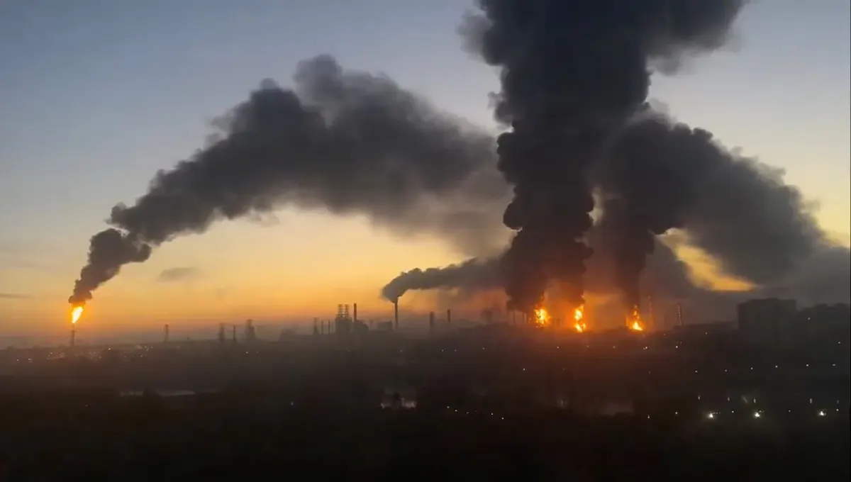 Московський НПЗ зупинився після атаки дронів: що це означає для ринку пального