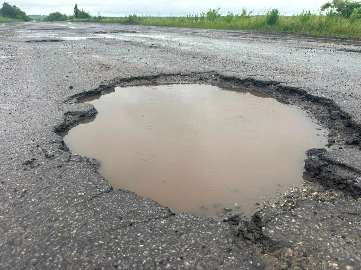 Дорога Піщанка — Яворівка: громада готова платити, але ОВА грошей не дає