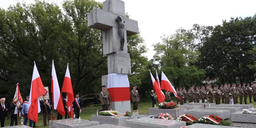 На Волині перепоховали 55 поляків — жертв Волинської трагедії