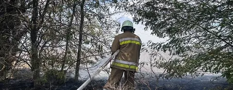 11 пожеж за добу на Миколаївщині: три з них спричинили російські атаки