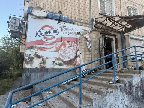 Атаки на Дніпропетровщину: понад 30 ударів за день, є руйнування
