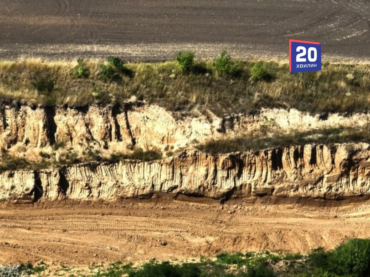 На Вінниччині підприємство незаконно видобуло суглинку на 5,5 млн грн