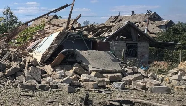 Удар КАБами по Миколаївщині: пошкоджено десятки будинків та школа