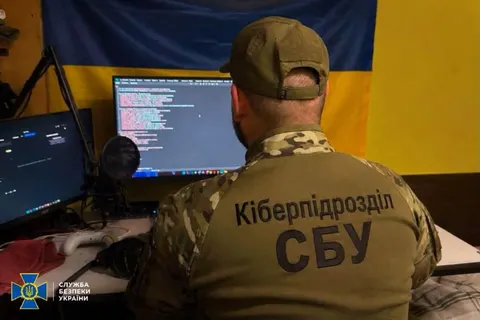 Кол-центр у Харкові ошукав громадян Латвії на понад 100 тисяч євро