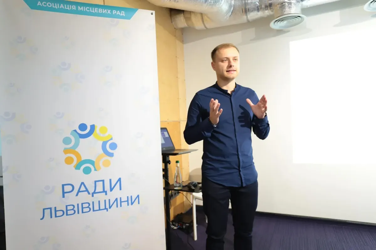 Громади Львівщини можуть отримати експертну підтримку для розробки Статуту: як податися
