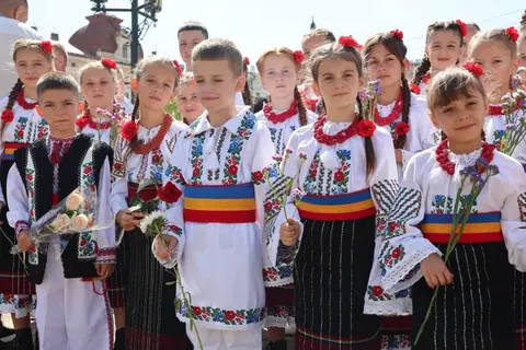 День румунської мови в Україні: що це означає для Буковини