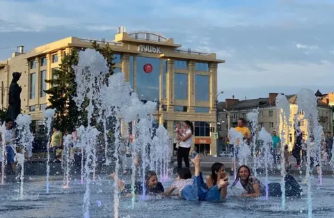 Спека в Луцьку: зафіксовано новий температурний рекорд
