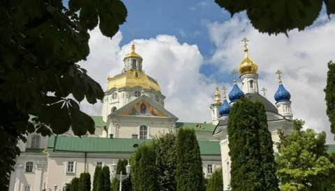 Поліція перевіряє законність хресної ходи до Почаївської лаври