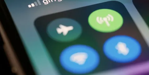 Bluetooth-атаки: як хакери можуть викрасти ваші дані та що робити