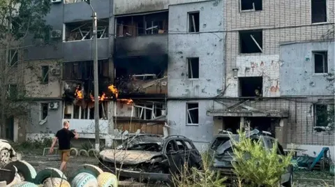 Удар по Павлограду: загинула людина, горіли квартири
