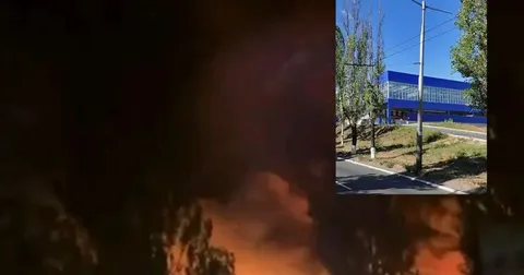 У Макіївці вщент згорів ТЦ «Галактика»: що відомо
