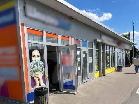 У Львові демонтують два кіоски: адреси та площі