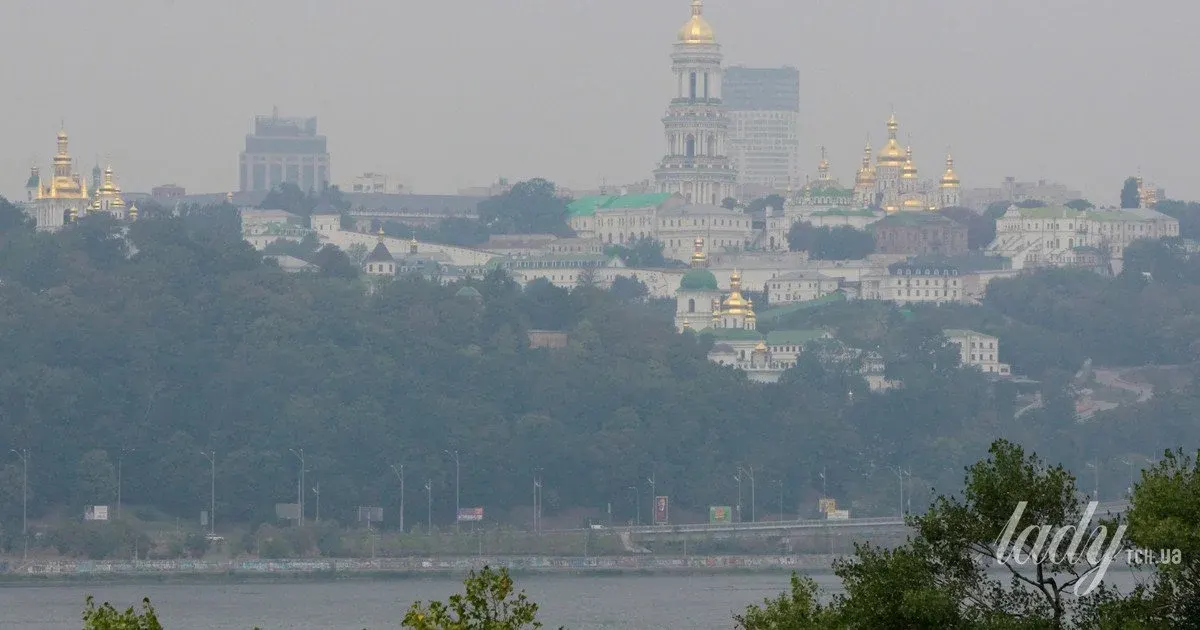 Дим після ударів: як захистити повітря вдома