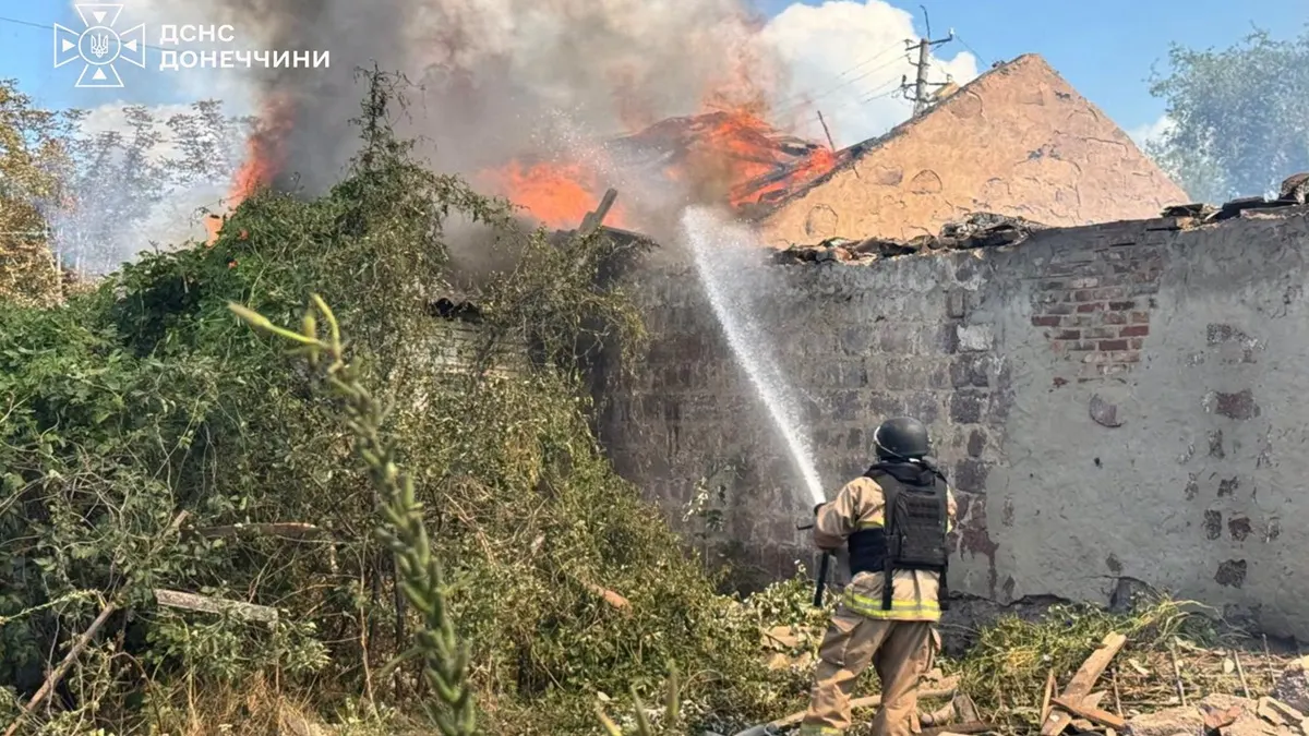 Обстріл Слов'янська: поранений чоловік та 15 пошкоджених будинків