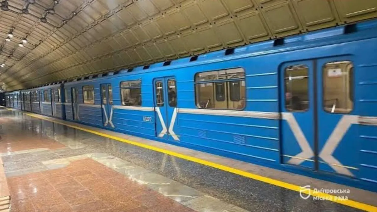 Метро Дніпра працюватиме без змін: нові рекомендації уряду не вплинуть