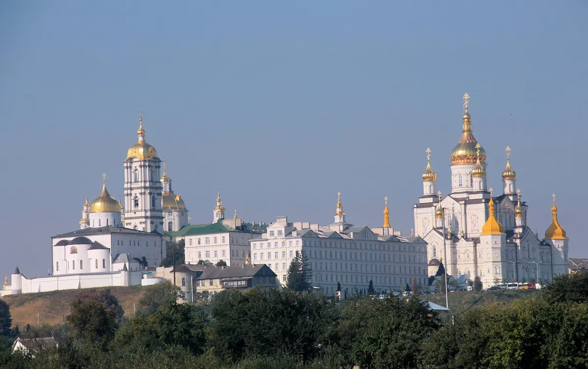 Почаївська лавра отримала додаткові 60 днів на розрив із РПЦ