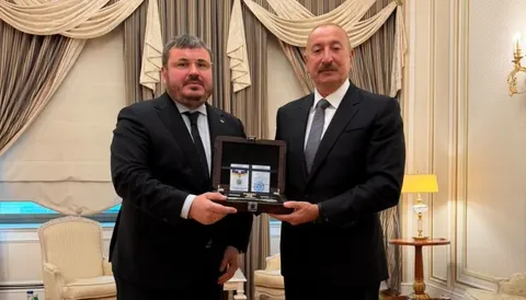 Посол України передав Алієву відзнаку почесного громадянина Ірпеня
