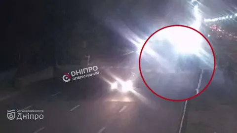 У Дніпрі автобус збив пішохода на переході: подробиці