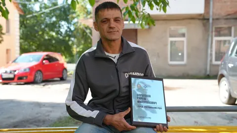 Переселенець із Куп'янщини, який витягнув чотирьох дітей з-під криги, отримав звання «Герой-рятуваль
