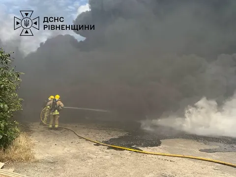 Пожежа на Рівненщині: локальне забруднення повітря, загрози немає