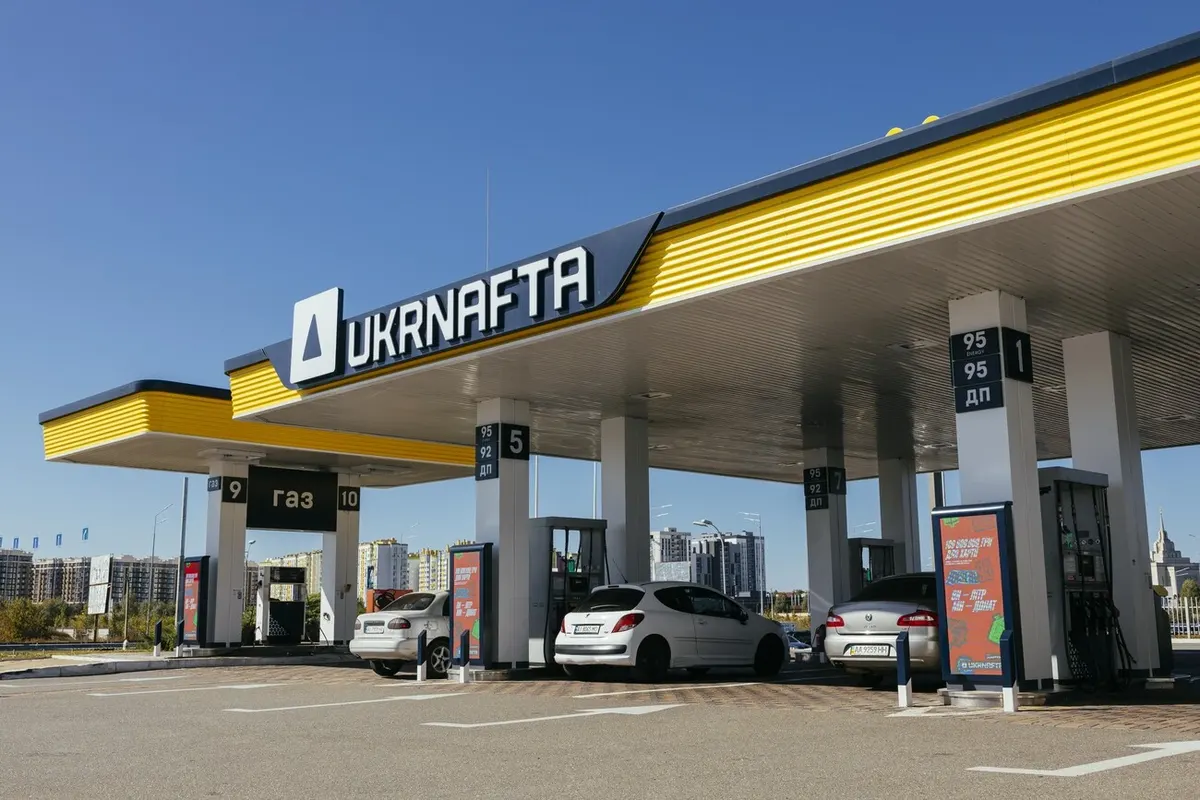 «Укрнафта» оновить автопарк: 100 паливовозів для стабільних поставок