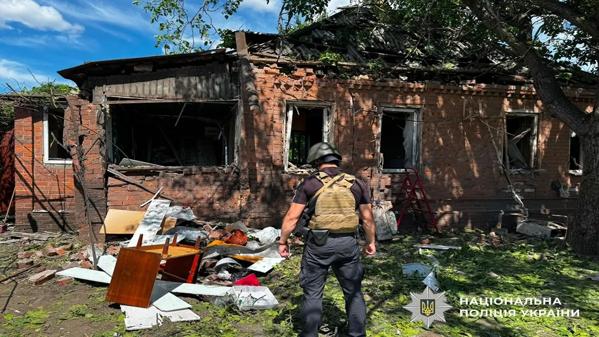 Донеччина під обстрілами: пошкоджено 11 будинків, є поранені