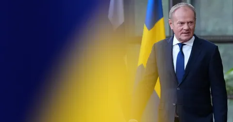 Туск в Україні: війна входить у вирішальну фазу, але Росія не готова до миру