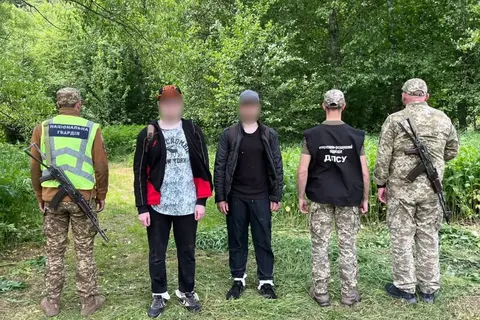 Шахрайські колцентри вивозять працівників за кордон: ціни та маршрути