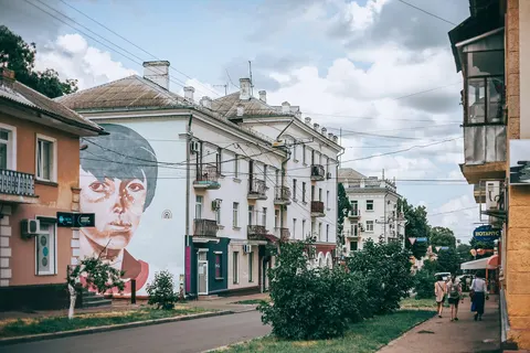 У Чернігові з’явилися вулиця Івана Драча та провулок Левка Лук’яненка