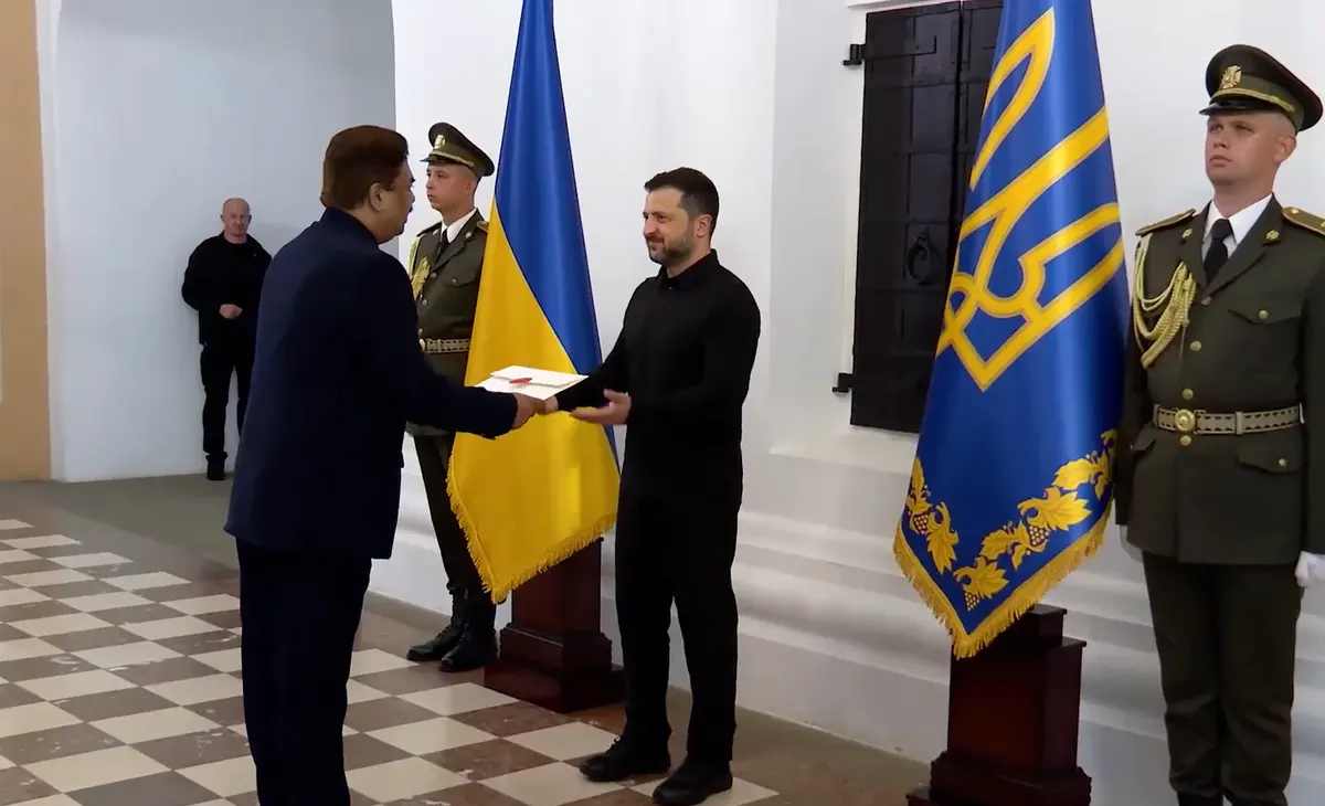 Нові посли чотирьох країн розпочали місію в Україні: що це означає