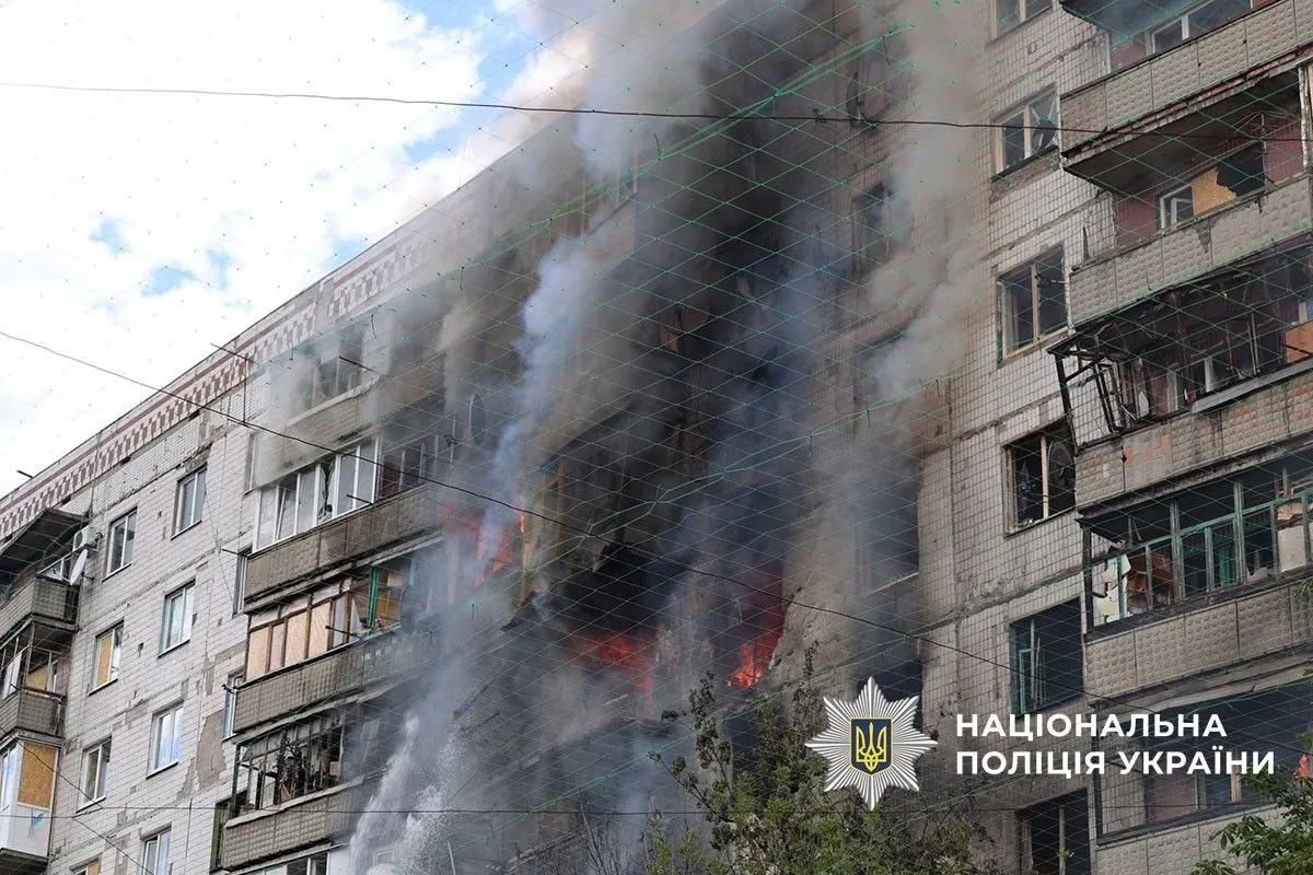 Через обстріли люди масово покидають Краматорськ і Слов'янськ
