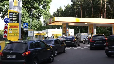 Москва вводить ліміти на пальне: що це означає