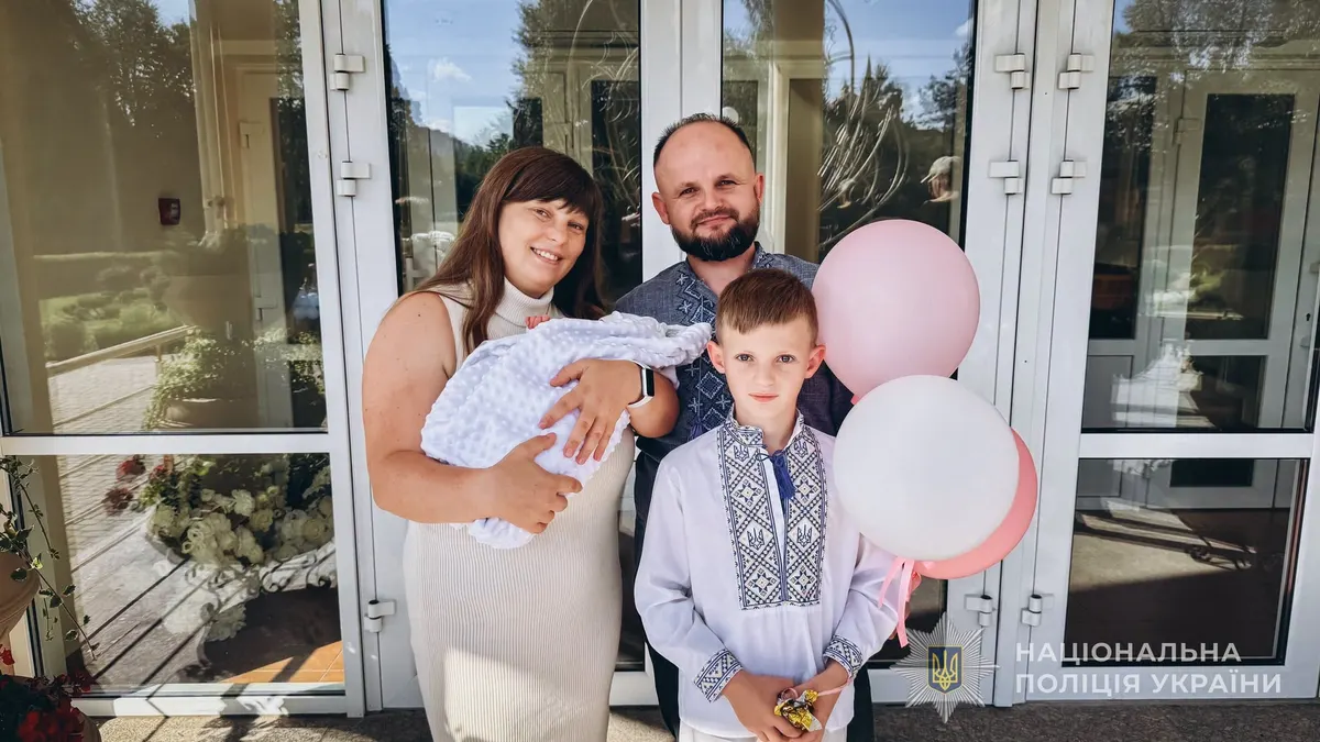 Бойовий медик з Волині вдруге став батьком: що це говорить про ціну служби