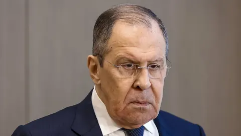 Лавров: РФ не погодиться на зупинку війни без урахування захоплених територій