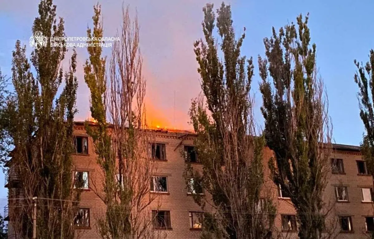 Нічна атака на Дніпропетровщину: вибухи у п'яти районах, є поранені