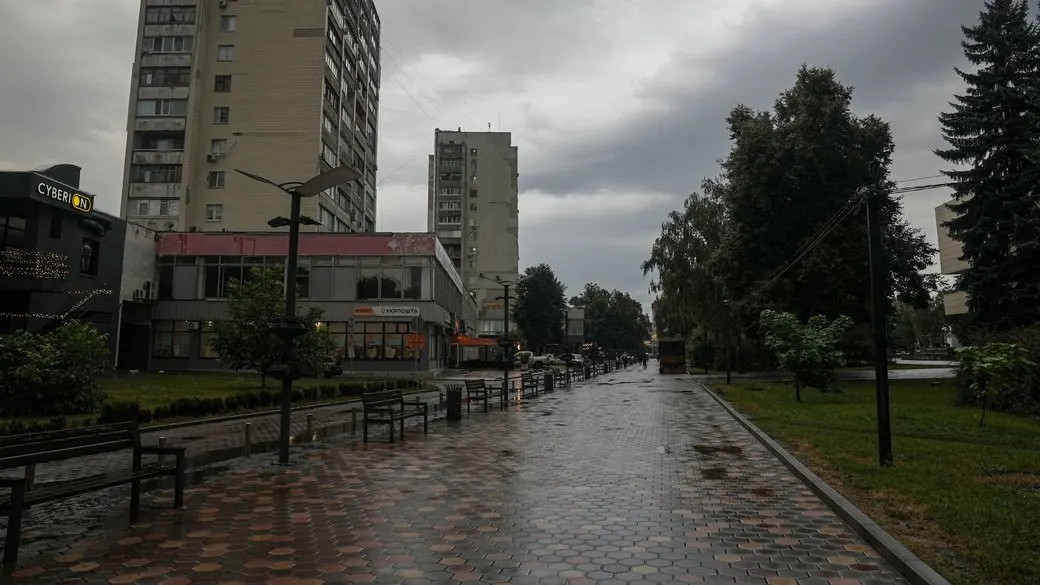 На Сумщині з 16 вересня комендантська година знову триватиме до 05:00