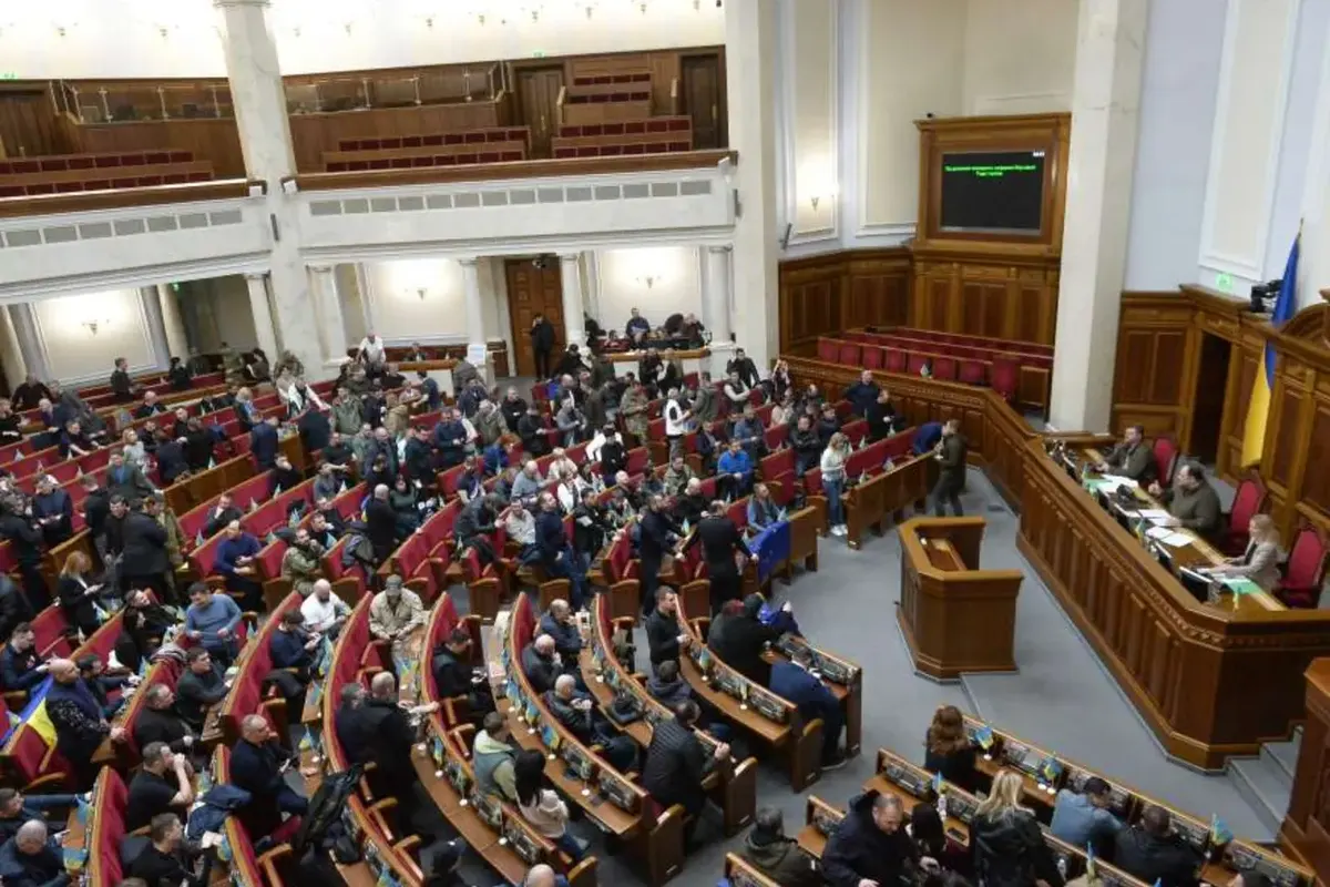 47 округів без депутатів: як це впливає на представництво в Раді