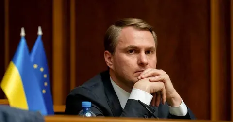 Відставка Кравченка: генпрокурор назвав рішення політичним