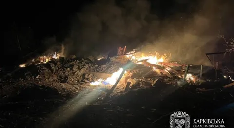 Нічна атака на Харківщину: шість «шахедів» по селу, є загиблі
