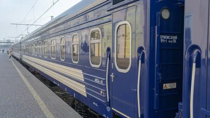 Атака РФ на потяг «Одеса–Дніпро»: як уникнули жертв і що далі