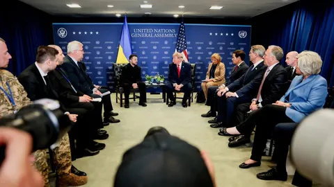 Зеленський: Путін боїться власного народу і шукає перемогу поза полем бою