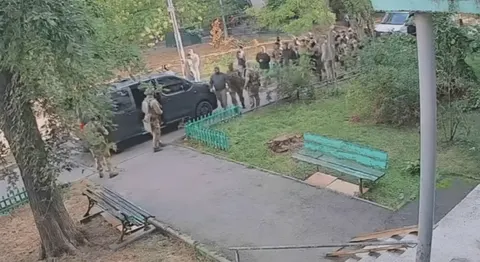 Конфлікт СБУ та ГУР: що відомо про стрілянину