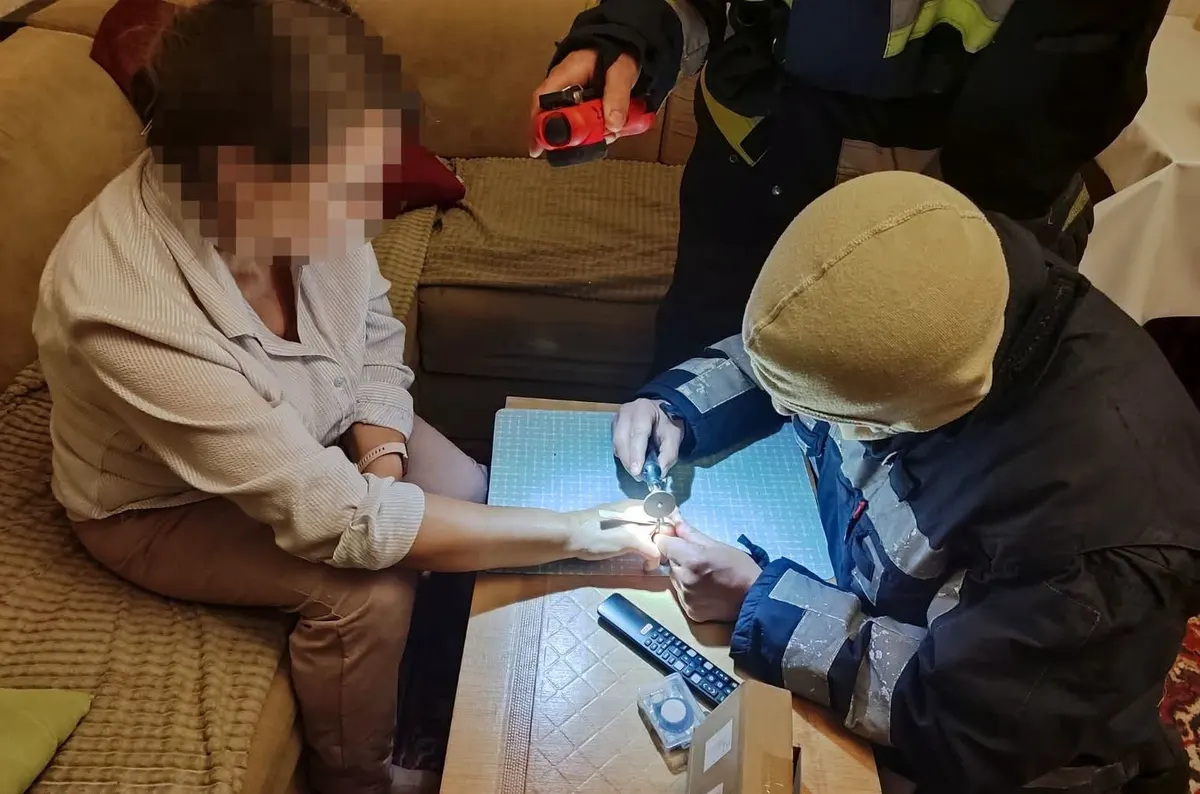У Вінниці рятувальники зняли каблучку, яка врізалася в палець жінки